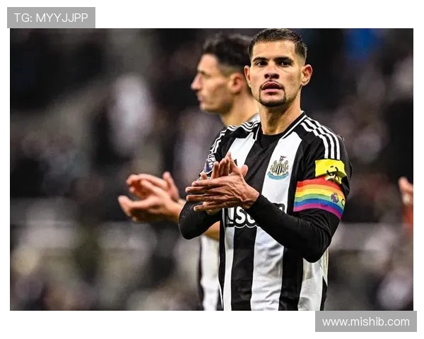 吉马良斯拒沙特高薪留守纽卡 为世界杯梦想喜鹊欲立雕像致敬(2) 吉马良斯拒沙特高薪留守纽卡 为世界杯梦想喜鹊欲立雕像致敬(2)